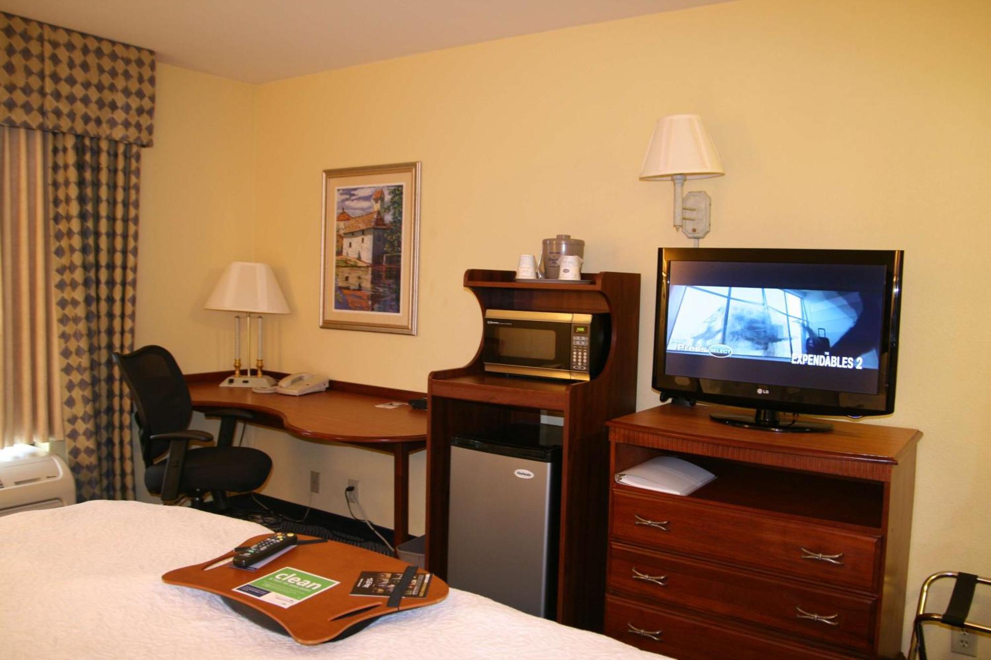 Hampton Inn Lebanon Exterior photo